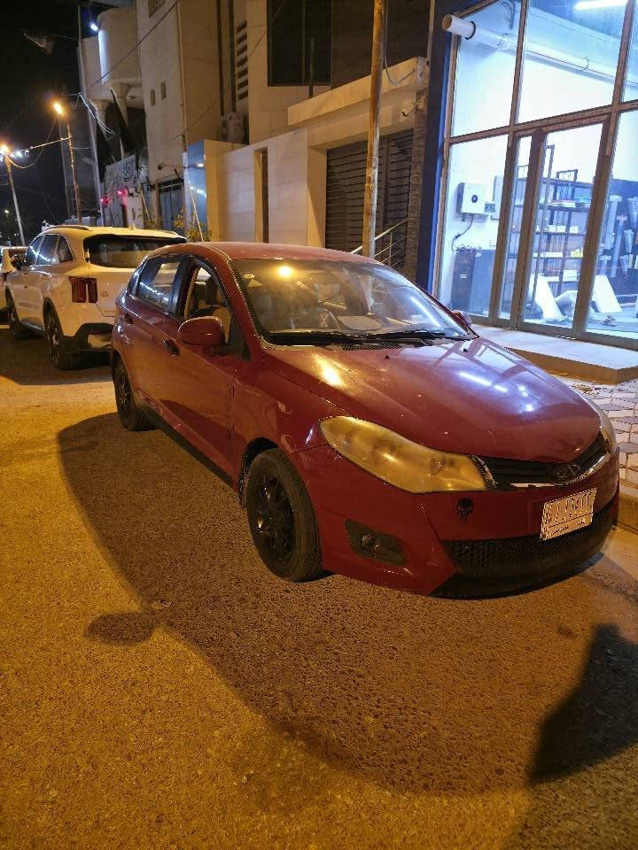 سياره شيري فالوين ٢ موديل ٢٠١٣ 
ماشيه ٩٦ الف كير عادي
رقم نجف 
نضيفه و كير ومكينه مملعوب بيهن
بدون حادث 
تواصل خاص او 
*********** النجف, العراق
