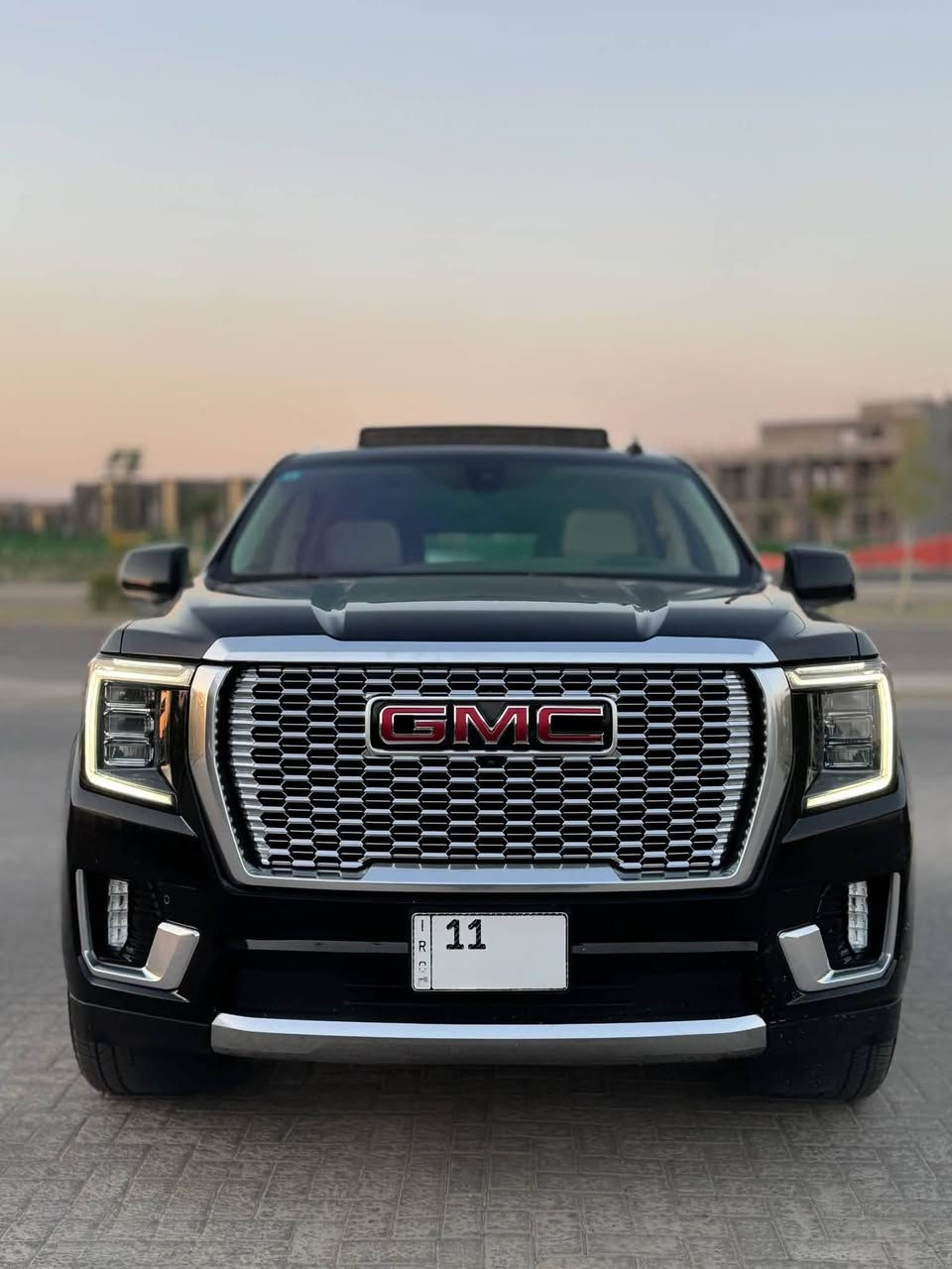 السلام عليكم ‎

للبيع  يوكن جمسي دينالي  خليجي وكالة المنصور

2022

السعر   455 ورقة وبيها مجال للشراي

 السيارة موديل 2022

سيارة ماشية 88 الف

الموصفات

داخل ابيض ملكي منفصل vip
جكات
دخول ذكي
دوس كهرباء
5 كامرات
داتو شو
حساسات امامي خلفي
ردارات امامي وخلفي مع نضام مانع التصادم التلقائي
شاحنه لاسلكي
بانوراما 
لايت led زنون
صندوك كهرباء 
فوريل
اضمة قيادة متعددة
دبل اكسل 
وباقي موصفات الدنلي معروفة فول مواصفات

رقم بغداد باسمي شخصيآ

السيارة مكفولة كفالة عامة مو الصبغ والتبديل والبارد
فقط رصعه بكد اصبع باب الصدر مسحوبة pdr
  باقي السيارة مكفولة كفالة عامة

مكان السيارة بغداد حي الحسين قرب جسر العامرية

للاستفسار. ***********
