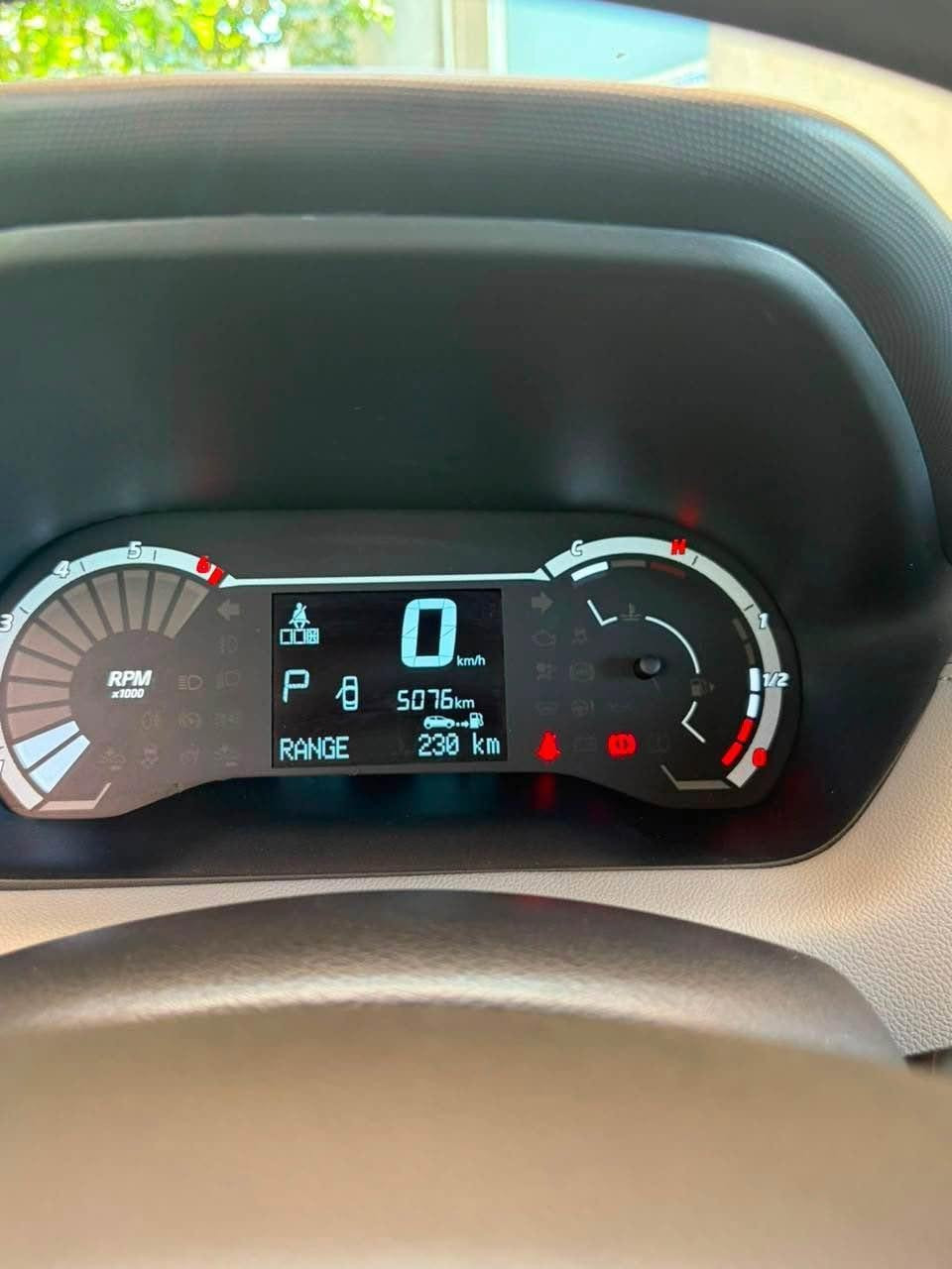 Nissan magnite 2025  
Sfri sharikay eraya 
5000km roshtwa 
Hiche pewa neya hamw gyani ba shart 
10 rozhi mawa bo raqam 
*********** السليمانية, العراق
