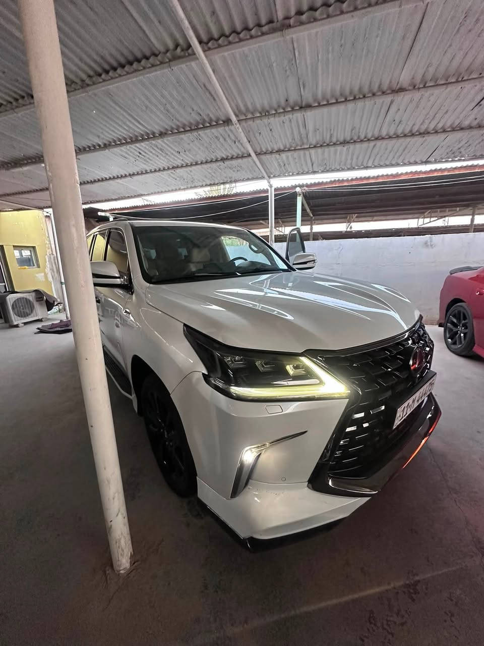 لكزز LEXUS     2020كورو     بلاك اديشن
كفالة عامة فقط مكان واحد بارد صغير كلش

السيارة جديدة كلش  ماشية 72 الف حقيقي شرط الفحص 
بسمي تحويل مباشر 
السعر 7 دفاتر وربع وبيها مجال 

مكان السيارة / الديوانية 
***********
