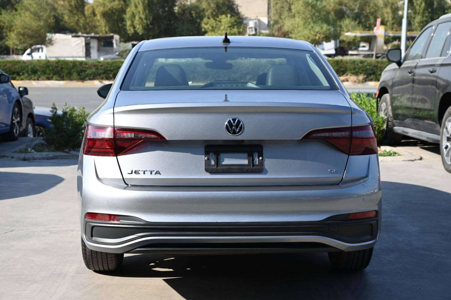 للبيع فقط
VW JETTA SE 2024 
فولكسواكن جيتا SE 2024 

⚙️ محرك 4 سلندر 1.5L توربو 

◽نظام دخول ذكي 
◽كشنات تدفئة
◽نظام تحذير مغادرة المسار 
◽نظام محافظة ع المسار 
◽نظام نقطة عمياء 
◽نظام تنبيه حركة المرور الخلفية 
◽فرملة طوارئ تلقائية 

ماشية 25 ألف فقط ✅

بدون رقم
مكان السيارة أربيل شارع 100

السعر 13.500$ 
رقم الشاصي مُرفق بالمنشور

للإستفسار 
*********** إتصال أو واتساب 

#فولكسواكن #للبيع
