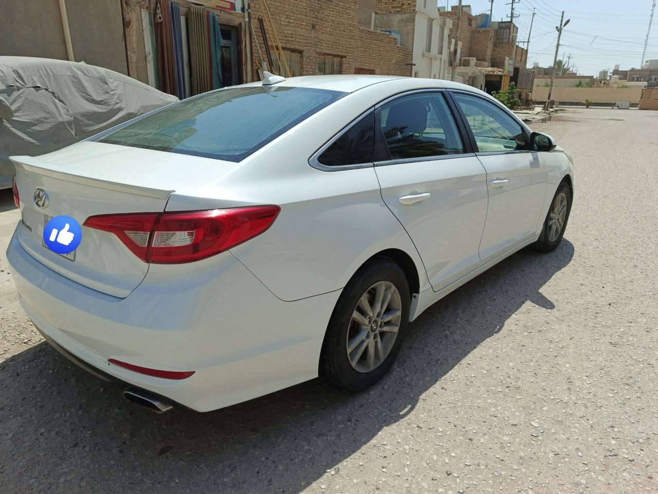 سوناتا للبيع موديل 2015 وارد امريكي بيه جاملغ وبنيد بدون دواخل  سياره جاهزه تبريد مكينه كير حداديه  ماشيه 140  مراوس حسب القناعه ( بسياره ٧ راكب  أو ستاركس نضيفه)  ***********  / *********** واتساب موقع ناصرية قضاء النصر
