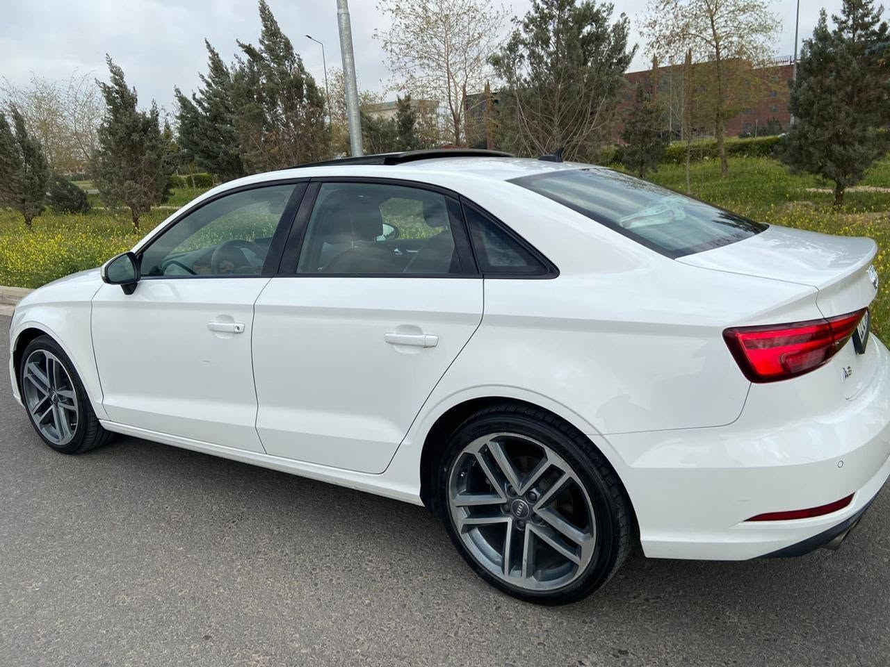 Audi A3
🚙مۆدێل ٢٠٢٠
مەکینە ٢٠ی تۆربۆیە🚀
٩٣،٠٠٠ مایل ڕۆیشتوە👍
بێ سبوغه بێ تەقينىي ئێرباگ💫
فول فول مواسه فاته💯
شاشه ئه ليكترۆنیە🫯
گێرو مەکینە بە شەرت⚙️
سەنەوی نوێ
💲سعر كونجاو ١٥٨ وەرەقە و مەجالەکی کەم لة هەولێر📞 ***********واتس
💬أودى A3 موديل ٢٠٢٠ محرك ٢٠توربو🚀 كلين حتى دعامى بشرط 👍فول مواصفات شاشة إلكتروني 🫯محرك كبر بشرط مشى قليل ٩٣الف كيلو سنوية جديد سعر مناسب جدا ١٥٨ و مجال مكان اربيل ***********واتس 📞 أربيل, العراق
