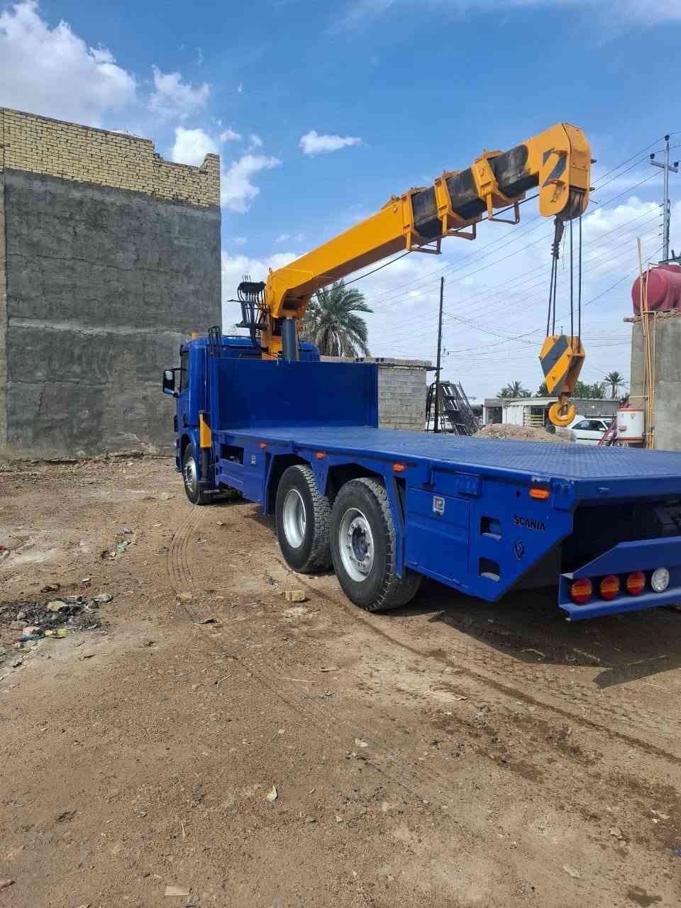 السلام عليكم سكانيا بلاد كرين باج بطن محرك بم ونوزل كرين 10 طن اكس ام جي 3 سلايت رقم بصره تحويل مباشر السعر 330$  للاستفسار  ***********
