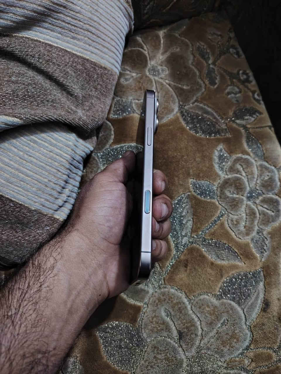 السلام عليكم أيفون 16برو ماكس بطاريه 98
ذاكره 256جهاز نضيف فقط فطر زغير بالضهر ومبين بالصوره الجهاز بس كارتونه ويا كيبل ضايع السعر 1250
استفسار اكثر ***********او***********
