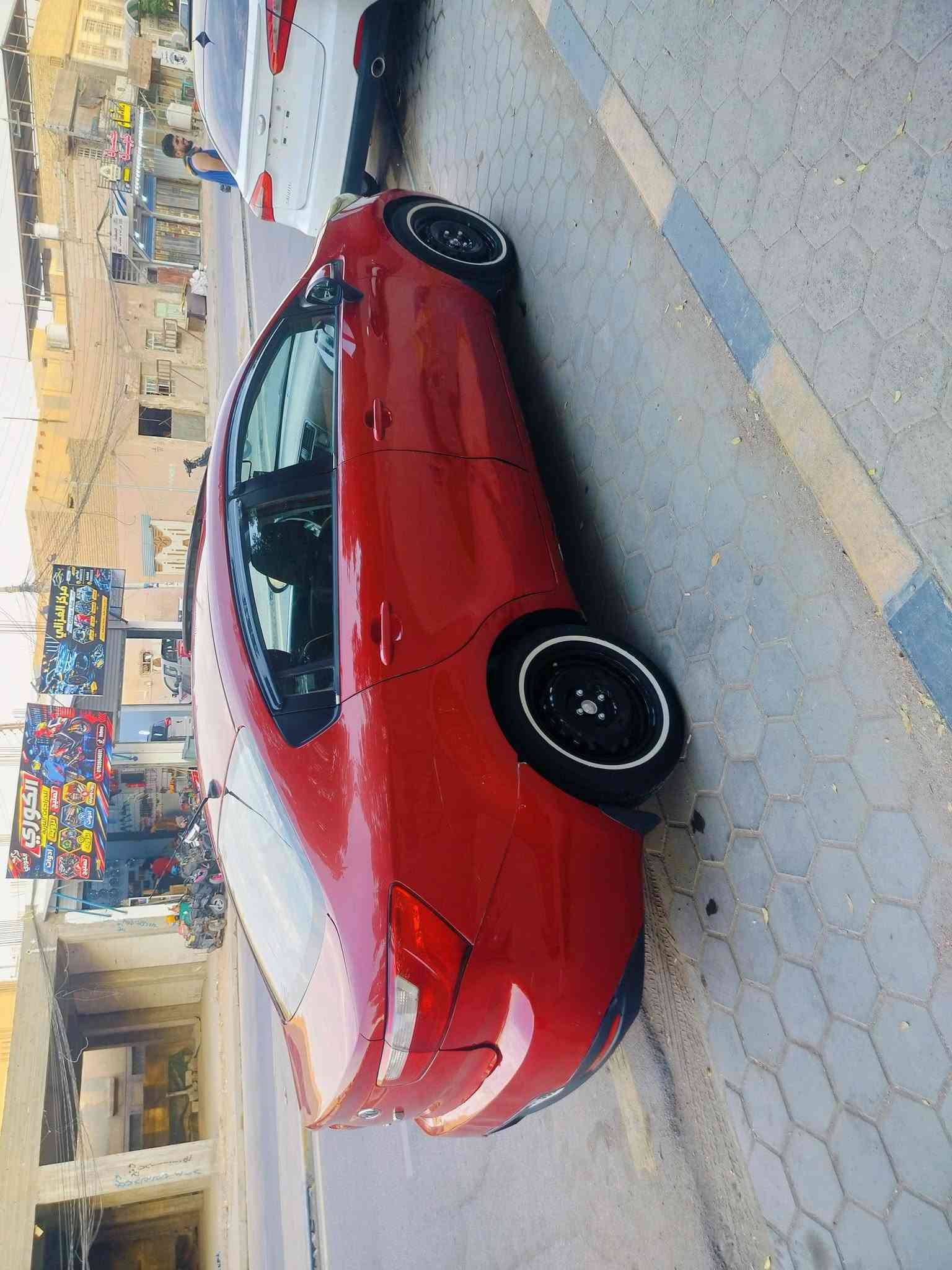 ريو موديل 14 فول خليجي بيها قطعتين تبديل نفس الون وكارت بل بنيد ونص قطعة صبغ  كفالة دواخل وشواصي
 رقم وهزة جديدة 2031 بسم شركة تريد تحويل او وكالة شرط
محرك 1600 قطرتين
تبريد ثلج 
مكاني نجف 
السعر 70 بيها مجال مراوس او بيع
***********
