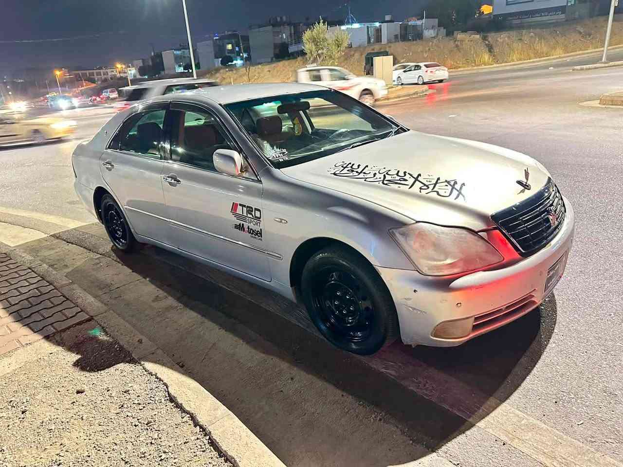 سەراتا بانوی خوای گەورو
شاهینە ٢٠٠٥ براوە بەحری 
١٨٢ بیدوکەل 
ناو رەساسی ساج سور 
کامل جایزە سەیارەکە ویلو تایەی تازە 
ساردو گەرم بەسراوە 
بریکی بەسراوە
دەعمو لیدراو بەشەرت 
کەڤەر شانسی بەشەرت 
بێ چال بۆ قوپاوی سەقفی شوشە بەشەرت بۆیاخ
بۆکیشە مەگەڕی تیایە سەیارەی مالە 
٤٥ مەجال سلیمانی
*********** واتسەبی لەسەرە

