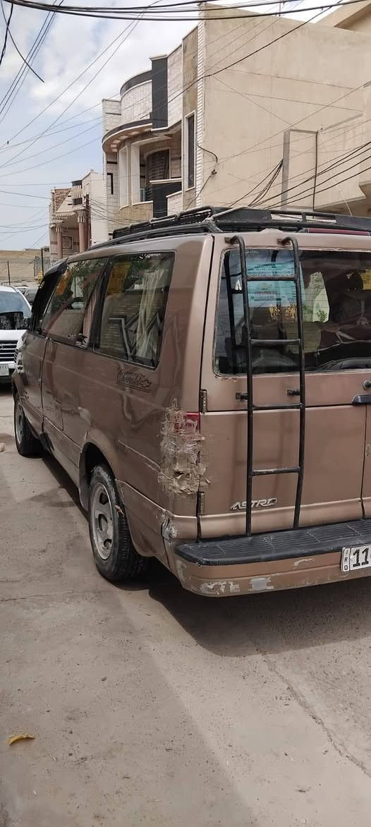 مرحبًا كة فان فان اسبرو موديل 2000 كير محرك جديد كهرباية كامل ويل كتب اللون جكليتي الرقم انكليزي بسمي السنويه لغايت 2028 الكشر شوفت عينيك نضيف العلوان بغداد الاعظميه *********** السعر 40وبيها مجال
