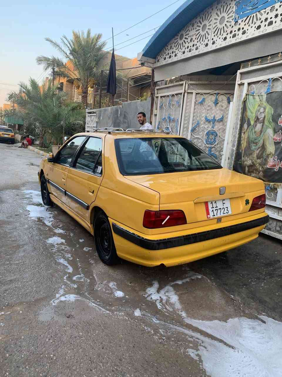 سلام عليكم 
بيجو بارص 2015 السياره خير من الله مكينه كير جدد صار شهرين وفرنسي تدفئه تبريد ❄️تخم تاير بلكات ونوزلات وايرات بلكات اي سي قاعده فيتبم  كله جديد مصفره هيئه وغرامات والسياره بسمي  تحويل ثاني يوم حادثه جاملغ ايمن وطخه  بلبنيد  السياره نقصها دعاميه إماميه لان تعبانه مكان السياره بغداد الامين ***********
