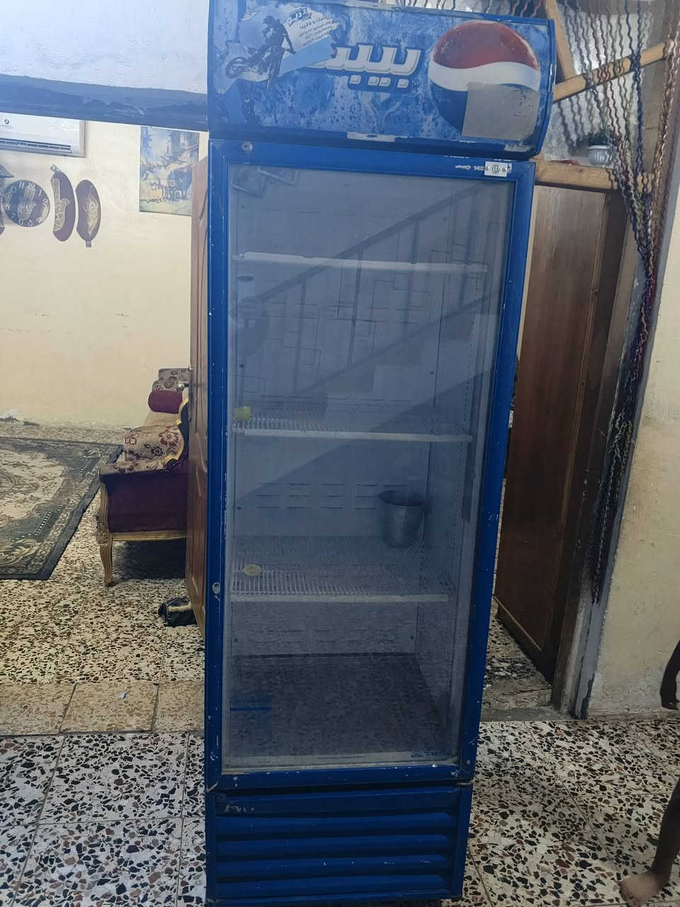 سلام عليكم براد مطعم برودة تجميد بشرط السعر 300 مستعجل عليها بغداد ميدنت الصدر***********. ميز طعام السعر 75
