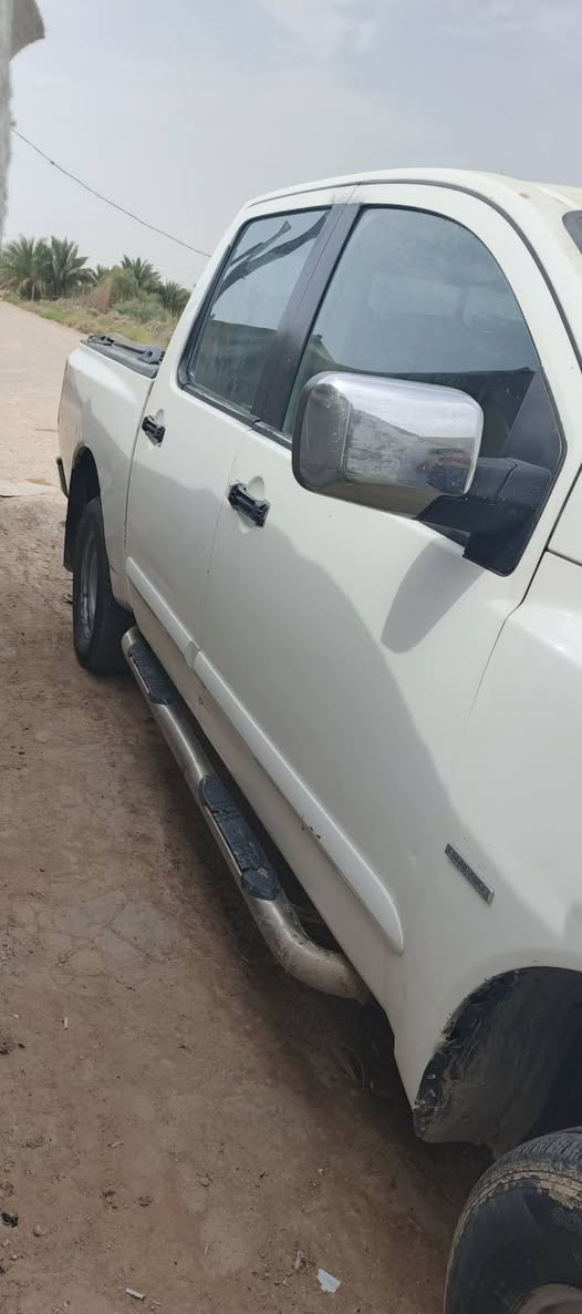 بيكم نيسان تيتان موديل ٢٠٠٤ محرك وگير محوره گريت ول گير عادي رقم بصره وكالة باسمي السعر ٧٥ وبيها مجال العنوان الديوانية قرب جسر النجف 
موبايل ***********
