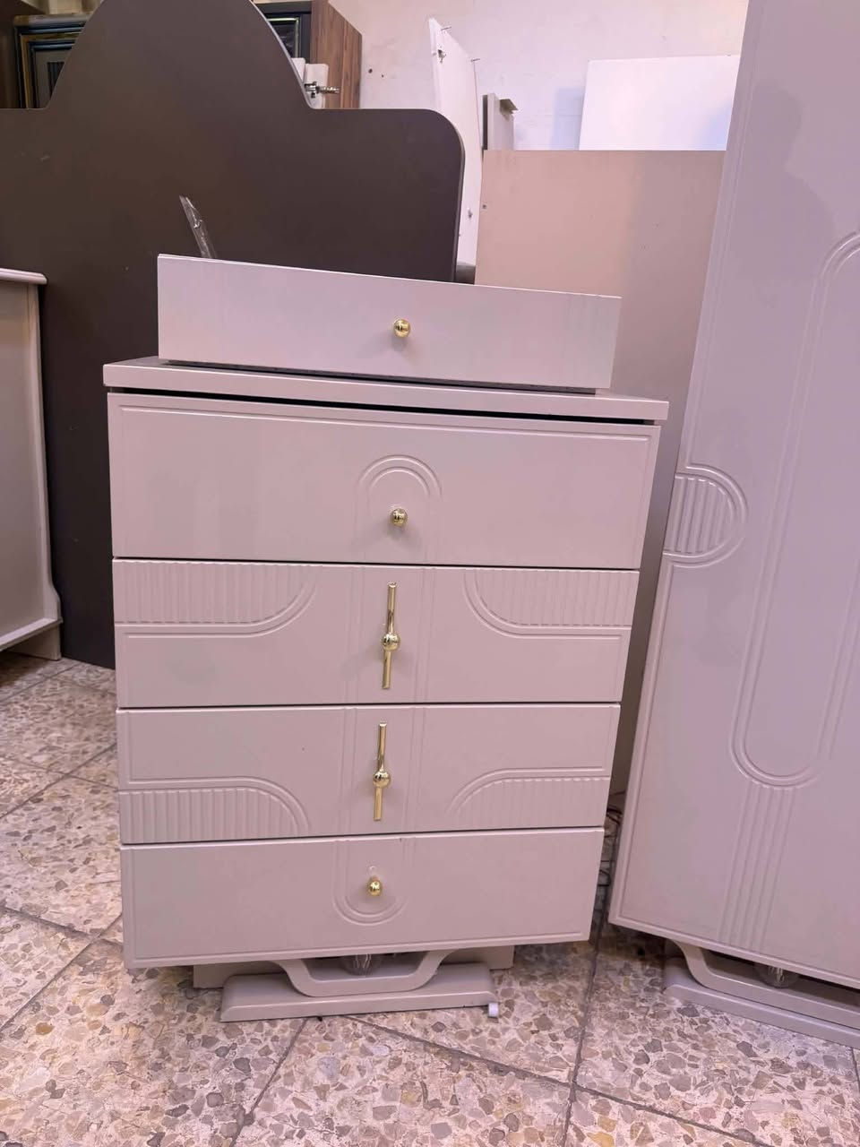 مودرن تركي حجز سكرين وخاص
