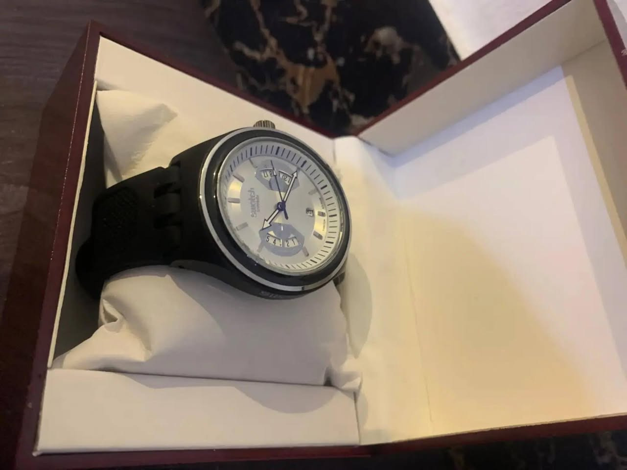 اول تم اسواج سويسري⌚ للحجز ***********
