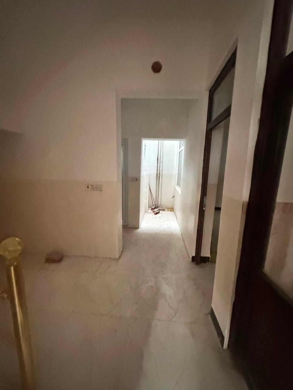 ✅دار  للبيـــــــع// ركـن في  المزرعة بسعر جدا مناسب  ✅ 
 
🏗️📍المــــــــوقع// مزرعه _ خلف جامع الهدايه  _ او داخل فرع مكتب ارام او قرب الحرسة 

✏️المســـــاحة/ 228م / طابـــــــو صـرف

🚩 الدار  ؛؛  طابق الاول ( غرفة نوم _ صحيات داخلي وخارجي _ استقبال مفتوح مطبخ _ هول داخلي _ كراج  

الطابق الثاني (( 2 غرفة نوم _ مطبخ _ صحيات))

🏳️ موقع رائع    _ قرب السوك  _  بناء جديد

السعر // ارسل رساله عل الصفحة او قم بلاتصال لمعرفة السعر

🏫📚نستقبل جميع عروض البيع و ترويجها بإعلانات 

للمزيد من التفاصيل الاتصال او المراسلة خاص  ***********
 📍موقع المكتب  📌 خانقين - المزرعه
خلف جامع الهدايه
