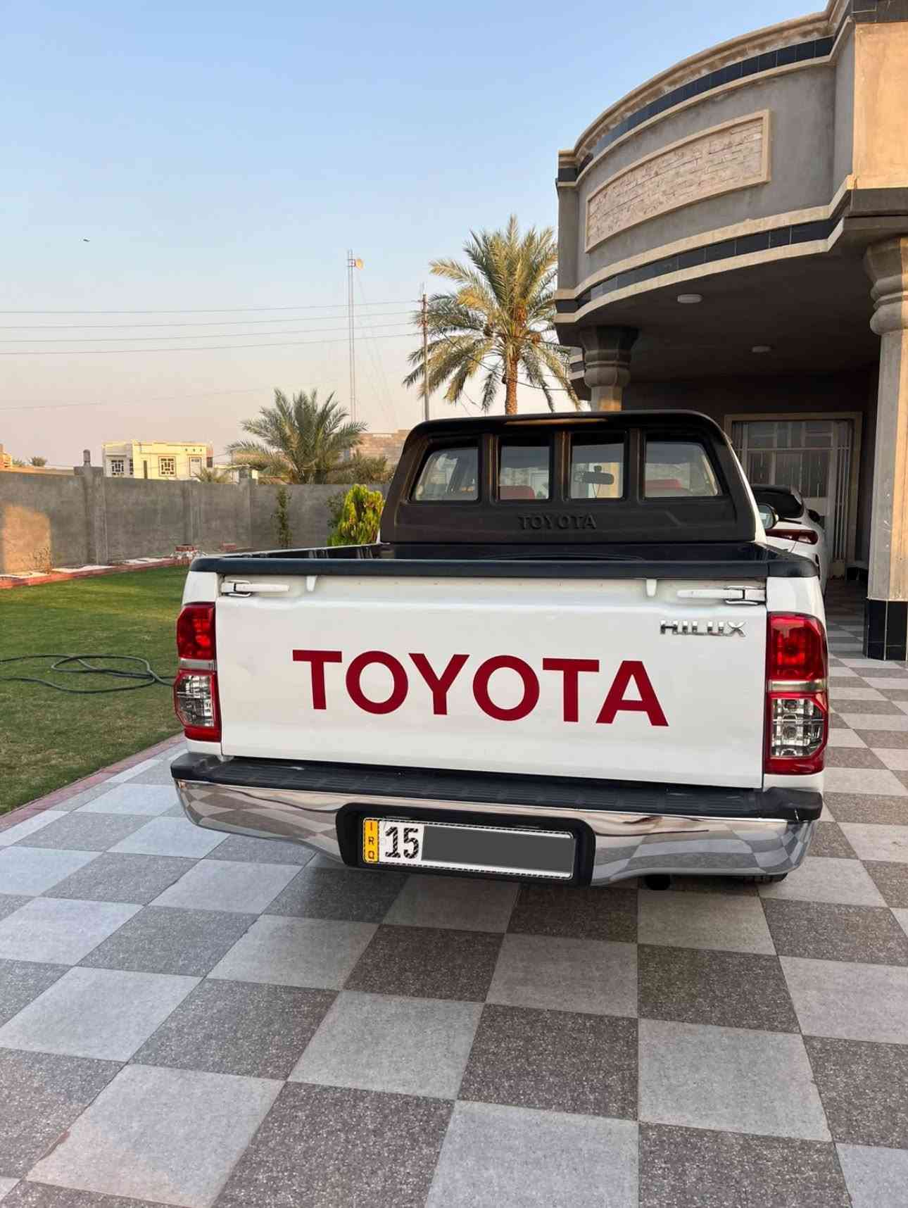 بيكم تويوتا موديل 11
محرك 2.700
كير عادي 
شاصي 12 
السعر 143$ بيه مجال 
***********
