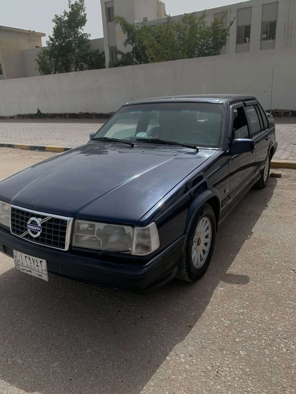 سلام عليكم 
فالفو 940 موديل 96
مكينه تيربو وكير جدد
تخم تاير جديد 
باتري جديد 
كهربائيات كامله 
بيها منضومه زنون كامله 
تبريد ثلج 
شباج مربعات جديد 
ويل 98 جديد 
بطاين صاج 
سبايدر وعتب جدد 
كشنات جلد كهربائي 
السياره كفاله من الضربه والكص والخياس شواصي جدد 
السعر 75 وبيها مجال قليل 
***********
