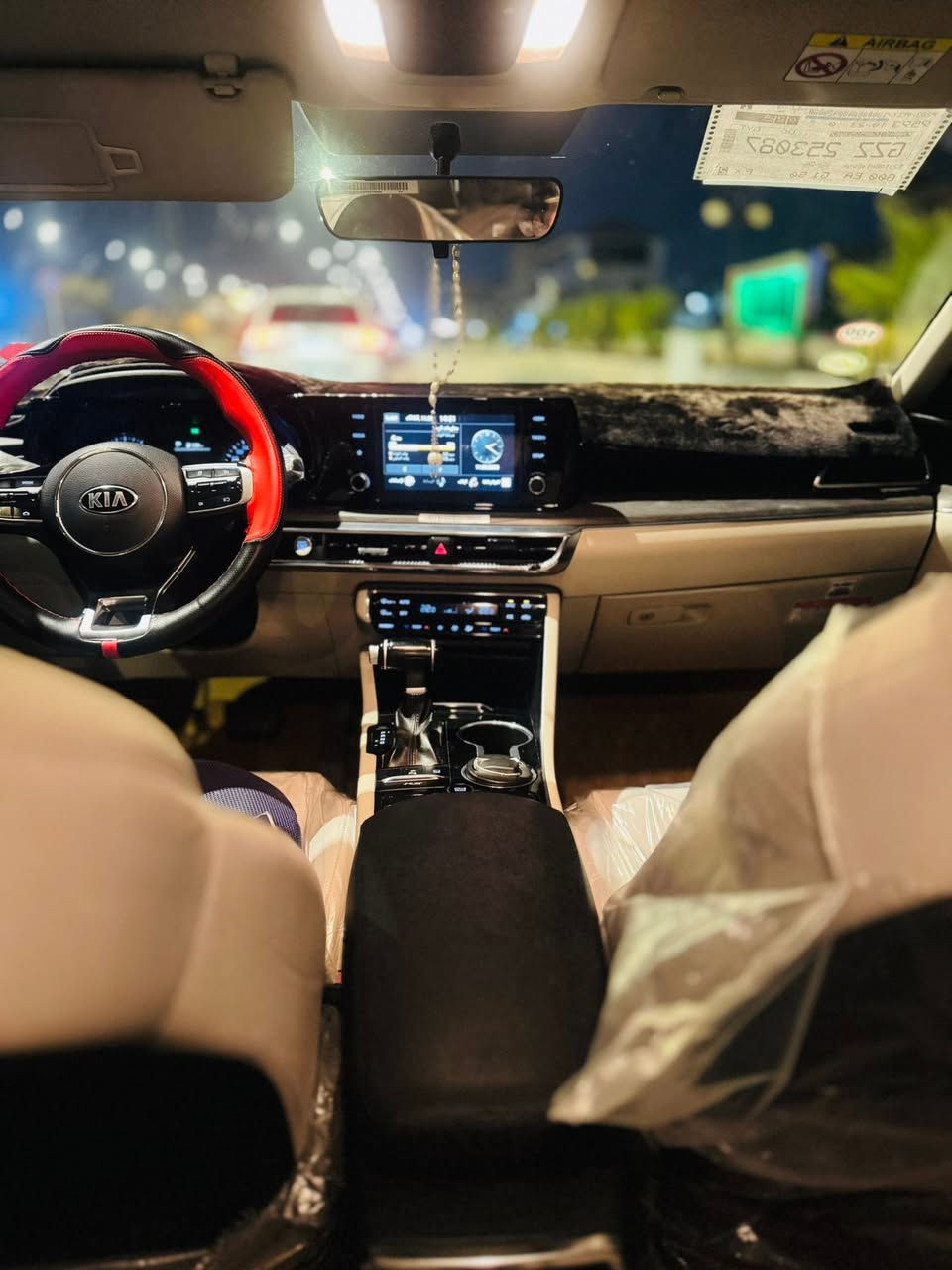 K5 2021خليجي 
رقم بغداد هزه جديده مكفوله فول عدا البنوراما بصمه تشغيل عن بعد وباقي المواصفات محرك 2000  ماشيه 65km
مكان السياره الناصريه الثورة  ***********

