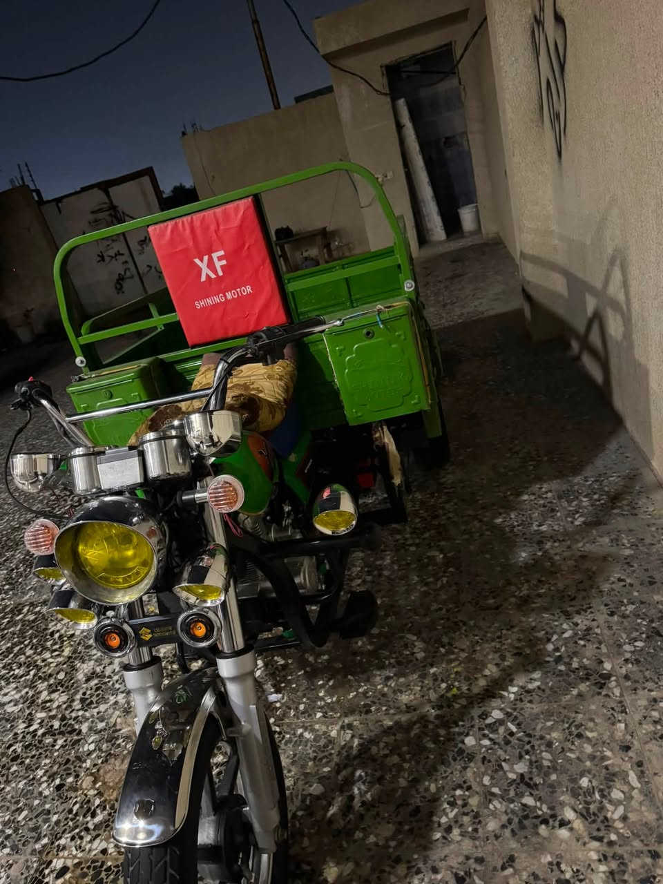 ستوتا جمرا البيع نضيفا وراق  المديل2023 المحرك2025السعر مليونين وربع وبيها مجال العنوان البصرة قضا الزبير رقم الهاتف ***********
