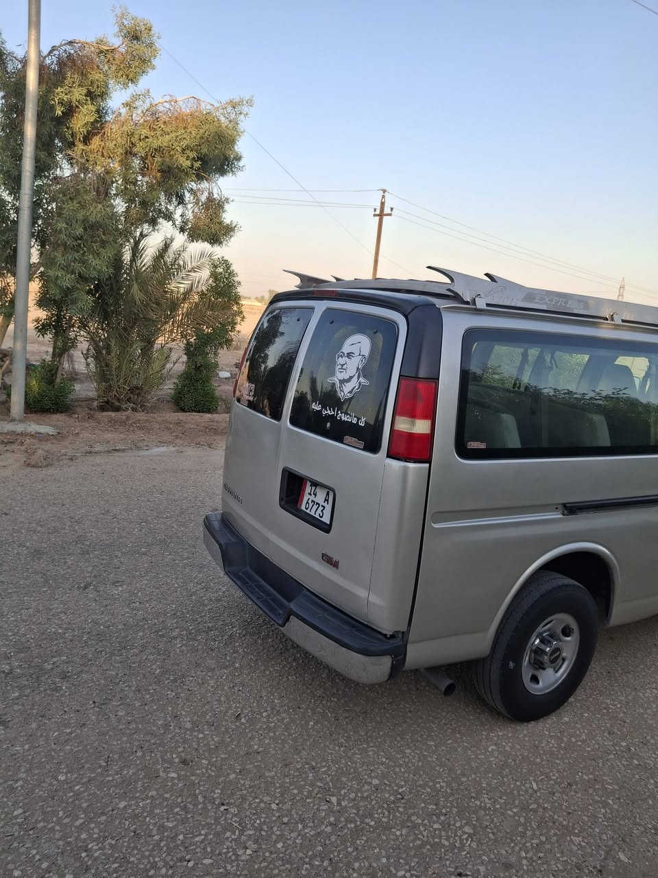 سفانه البيع  موديل ٢٠٠٦ جمسي اصل خليجي مكينه وكير وحداديه  وتبريد ثلج  سياره جاهزه من كلشي  مصبوغه حزام   مكينه ٦١٠٠ وكير الف  مكان سياره بابل القاسم سعره ١٠٥ وبيه مجال *********** تخم تاير برجستون
