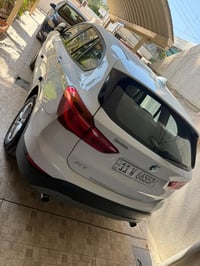 للبيع او المراوس السعر 158 وبيها مجال الشراي ماقصر ويا   bmw X1 عروش s...
