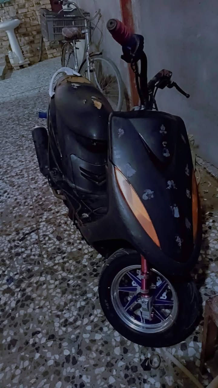بعد منو يريد انشرله 😂
ماكس عدله بوشه 55 دراجه خير من الله 
سعر 300 بيها مجال    ‏‪***********‬‏
