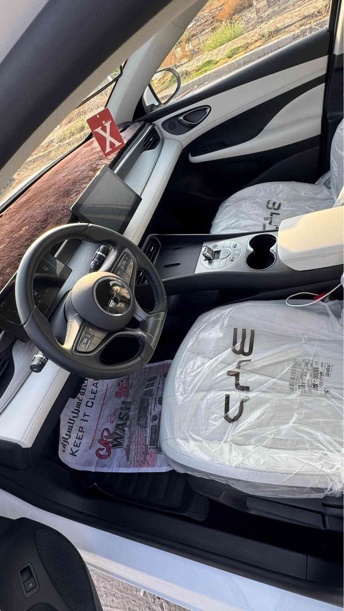 بي واي دي 
سيل فايف 
موديل 2025
رقم بغداد تحويل ثاني يوم
ماشيه 12 الف
كفاله عامه من الصبغ والتبديل والبارد والشخوط بعدها بحاله الزيرو
السياره ويل كب كروم
داخل ابيض 
ارضيات وفرشه دشبول وكارت 
بدون اي نقص
مكان السياره بابل الحله شارع 60 
السعر 22.150.000دع
للاستفسار 
*********** حلة, بابل
