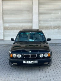 بي إم 525i • ١٩٩٥ • رقم صلاح الدين