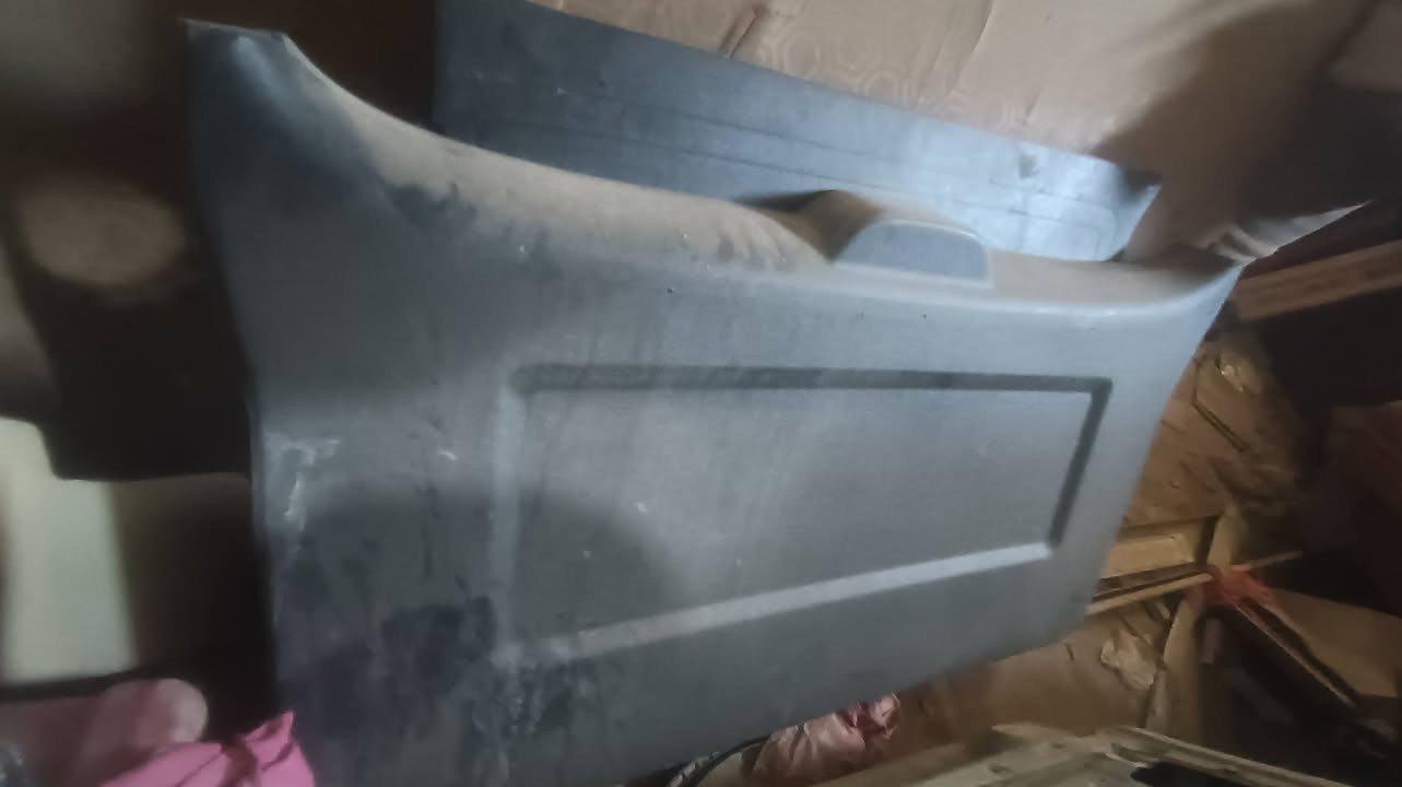 غراض جنبي وغراض فتون
ويل فتون حديد ب 35 الف هوة وتايره

ويل فتون ويل كب يمكن سوبر ب 40 هوة وتايره 

بطانه باب سلايد جنبي ناصي جديده  45 الف 

بطانه جنطه جنبي ناصي جديده 55 الف
