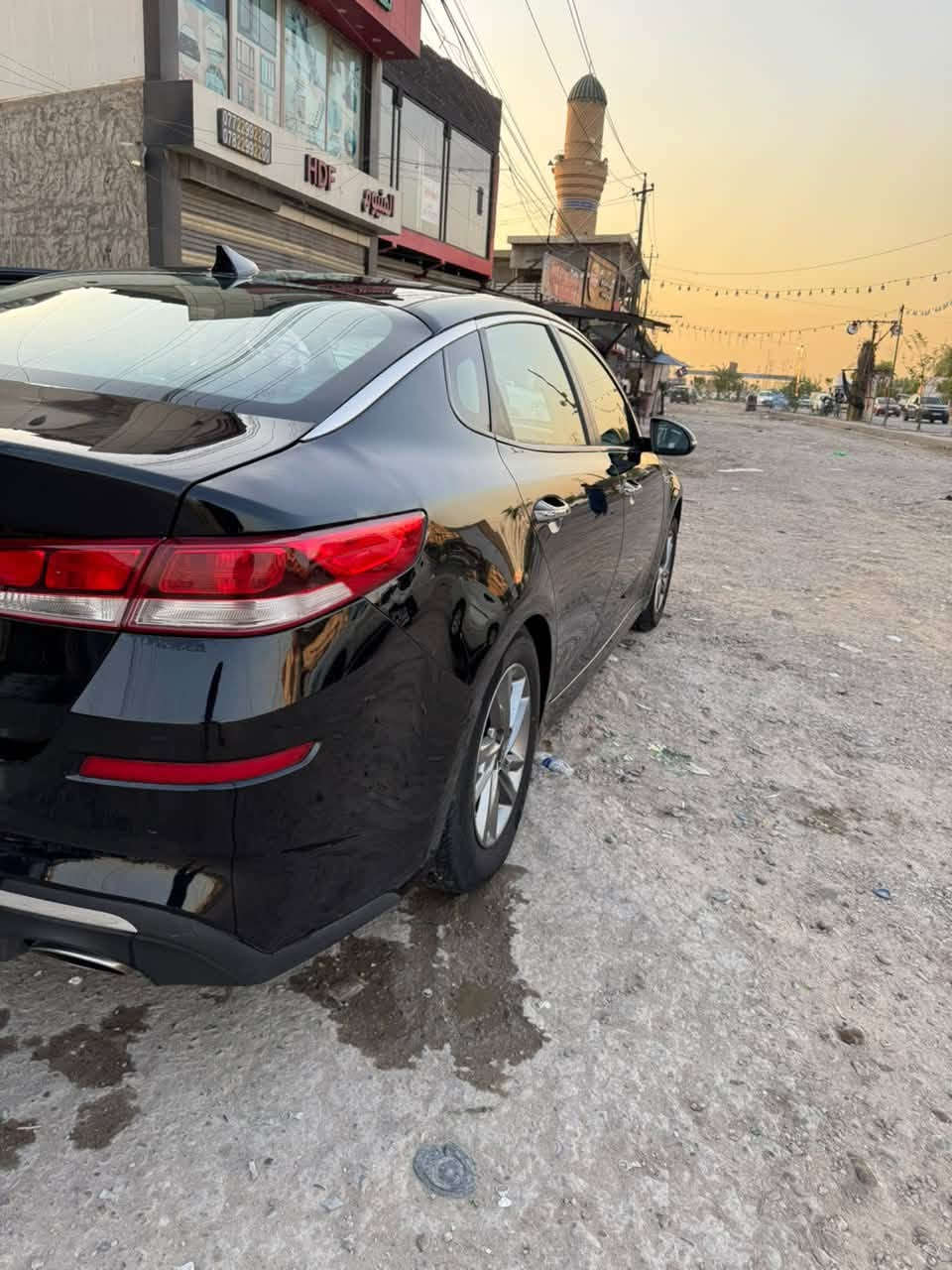 اوبتما ١٩ بغداد رقم وسنوية وهزه كلهن قبل اسبوع كملتهن موصفات fe معروفة ردار امامي تحديد مسار نقطة عمية السيارة  تخم تاير جديد و حداديه كاملة و باتري جاهزه من كل النواحي ربع ما تصرف عليها بيها ٤ قطع تبديل حادثها شطح بدون دواخل و بدون ايرباك بامريكا ٣ جاملغ وباب سايق وبنيد وهنا صار بيها قبق جنطة ماشية ١٠٣  مكاني بغداد  الزعفرانية الرقم ***********
