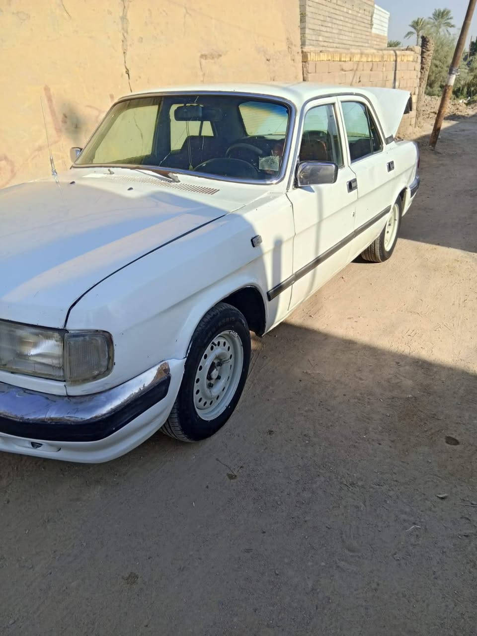سلام عليكم فولكه للبيع مكينه وكير فيفيتي ام الفيشه جدد تبريد ثلج حداديه جديده طخم تواير جدد راعيه يريد مداور سعره ٤٥ وبيه مجال للشراي وهذا رقم راعيه الشراي يتصل وبيه خير ويدلل ***********
