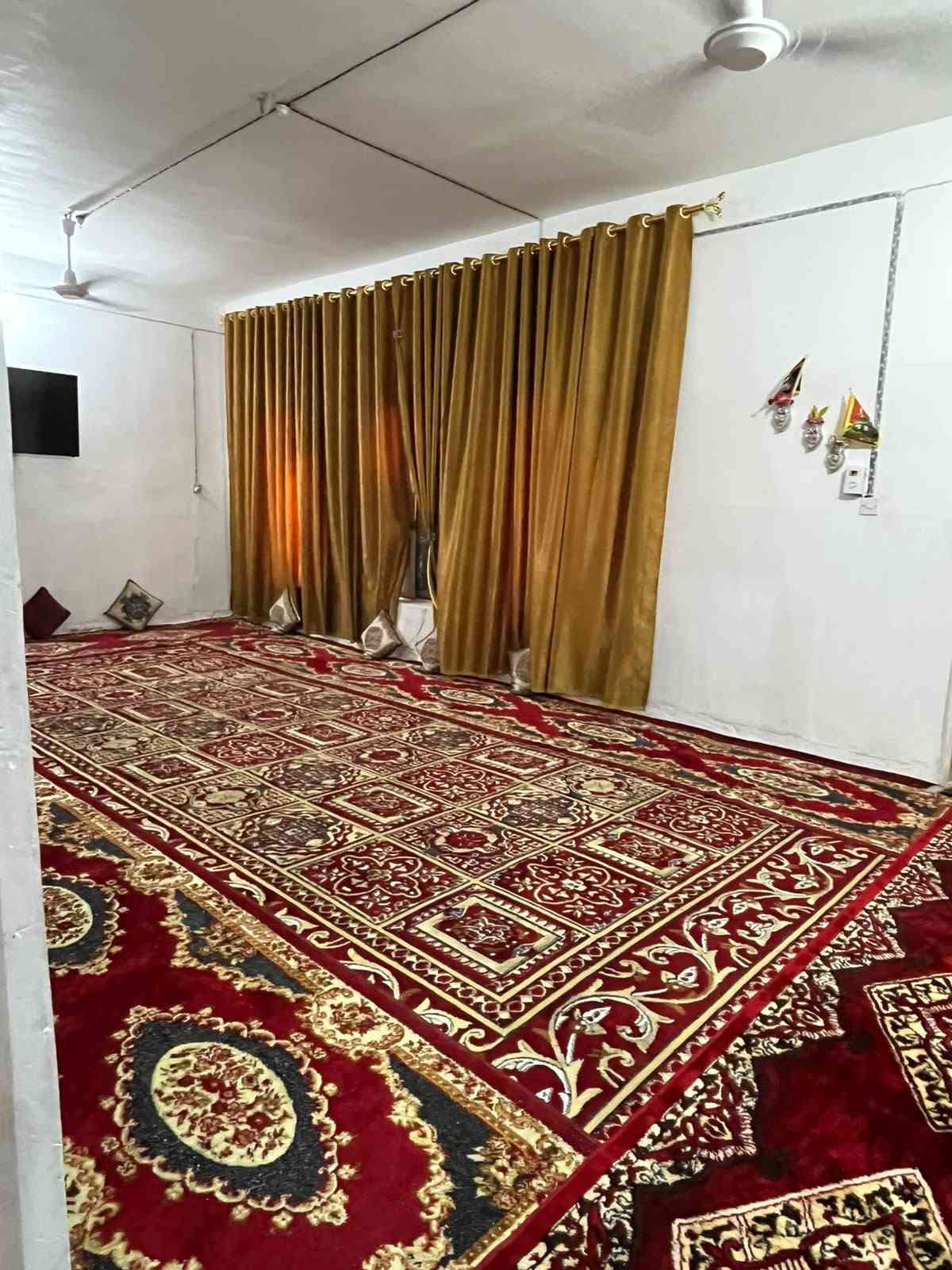 دونم ونص • بيتين • ٢٥٠م عن الطريق