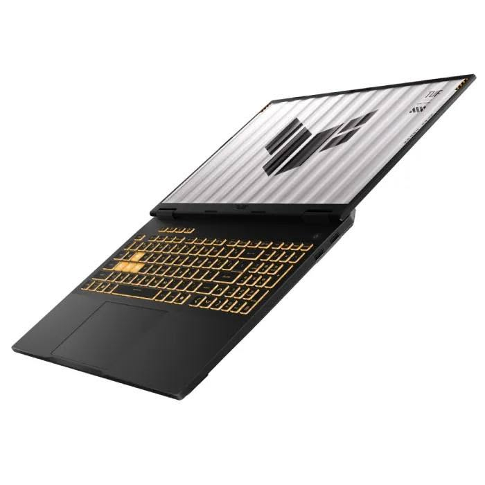 📣 للبيع: لابتوب قيمنق خارق ASUS TUF Gaming F16
للبيع وحش الألعاب والتصميم الثقيل ASUS TUF F16 بمواصفات قوية جداً من الجيل الحديث. الجهاز نظيف جداً، سريع وسلس، وممتاز جداً للألعاب القوية (AAA Games)، الهندسة، المونتاج، وصناع المحتوى
💻 المواصفات الفنية الكاملة (Specs):
• المعالج (CPU): Intel Core i7-14650HX (جيل 14 قوي جداً، بـ 16 نواة وسرعة تصل لـ 5.2GHz).
• كرت الشاشة (GPU): NVIDIA GeForce RTX 5050 بذاكرة 8GB GDDR7 التحديث الجديد (أداء جبار بالرسوميات والذكاء الاصطناعي).
• الذاكرة العشوائية (RAM): 16GB DDR5 بسرعة فائقة 5600MHz.
• التخزين (Storage): 512GB SSD NVMe PCIe 4.0 (سرعة خارقة بنقل البيانات وتشغيل النظام).
• الشاشة (Display): بحجم 16 إنش بدقة WUXGA وأبعاد مريحة (16:10)، بتردد 165Hz مخصصة للالعاب السريعة بدعم 100% sRGB للألوان الحقيقية.
• البطارية: ضخمة بحجم 90Wh.
• كيبورد: يحتوي على إضاءة RGB مميزة.
✨ حالة الجهاز والملحقات:
• النظافة: [ النظافة، نظيف جداً 100% بدون أي خدوش أو عيوب].
• الملحقات: [ ستاند مبرد هوائي + كيبورد وماوس كيمنك شاحنته البلاديه 280 واط والكرتون].
💰 السعر المطلوب: [  1300 دولار او 2 مليون دينار ] (قابل للتفاوض البسيط للشراي).
📍 مكان : [  النجف ].
📞 للتواصل والاستفسار: [*********** واتساب فقط ] أو راسلني خاص.

نص مكتوب في الصور:
- PERFECT WARRANTY Pro ASUS TUF GAMING F16 TUF STAY TOUGH STAY TOUGH ADVANCED COOLING MILITARY GRADE MIL-STD 810G Passed PERFECT WARRANTY Pro ASUS
