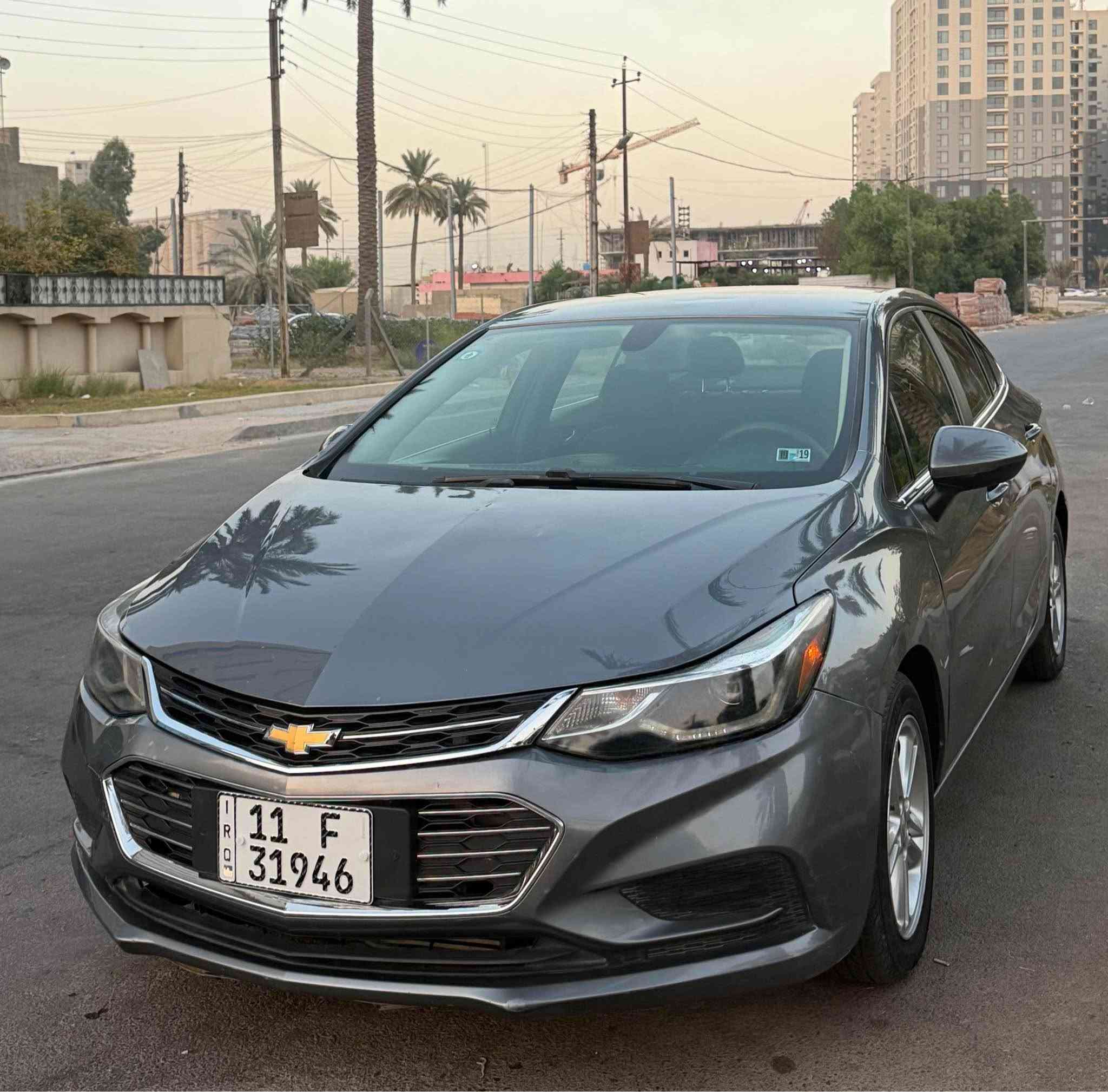 السلام عليكم للبيع شوفرليت كروز 2018 وارد امريكي حادث جاملغ و بنيد صبغ ثلالث قطع بدون دواخل مواصفات LT ( شاشة جبيرة بلوتوث - كار بلي - تحكمات ستيرن - لدات امامية - ويل كب - كامرة دوارة - كروس سرعة - مانع انزلاق ) وباقي الموصفات المعروفة 
ماشية 84 الف فقط 

محرك وكير مكفولات ممفتوحات 

ممتعوبة جاهزة من جميع النواحي 

رقم بغداد ب اسمي هزة سنوية ارقام كلهن جدد

السعر 79 ورقة وبيه مجال 

للاتصال *********** بغداد, العراق
