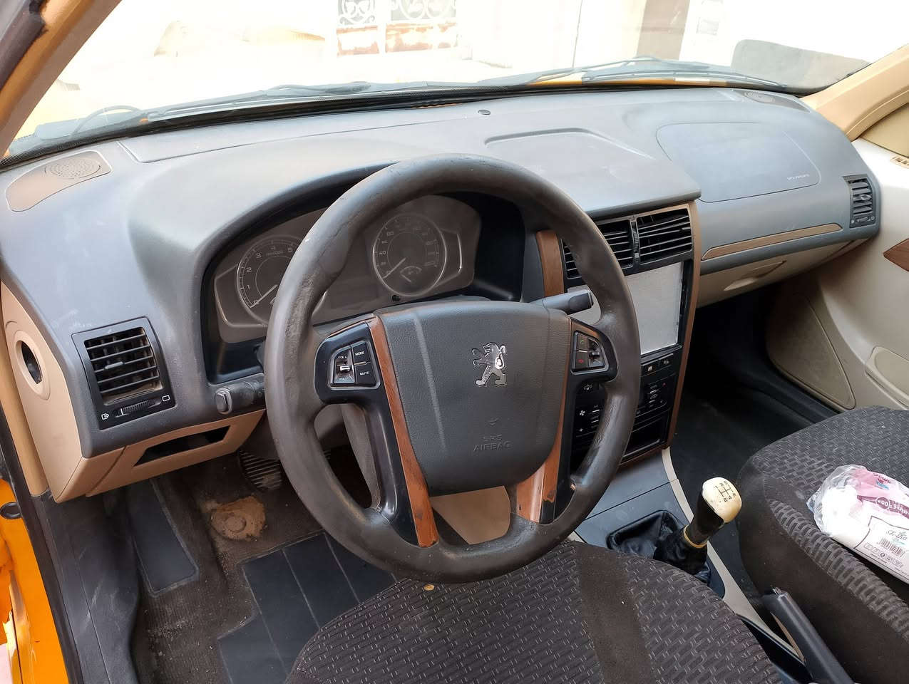 سلام عليكم للبيع بيجو بارص موديل 21 حره رقم قادسيه باسمي سنويه لل27 كير مكينه تبريد حداديه كفاله شرط
ضرر سياره بيها جاملغ امامي  فقط 
السعر 60 وبيها مجال  رقم الهاتف *********** رقم
بي واتساب ذا حاب استفسر اكثر  وسياره ترهم مراوس شعندك مراوس  بتكسي  مكان سياره الديوانية 
سلام عليكم للبيع بيجو بارص موديل 21 حره رقم قادسيه باسمي سنويه لل27 كير مكينه تبريد حداديه كفاله شرط
