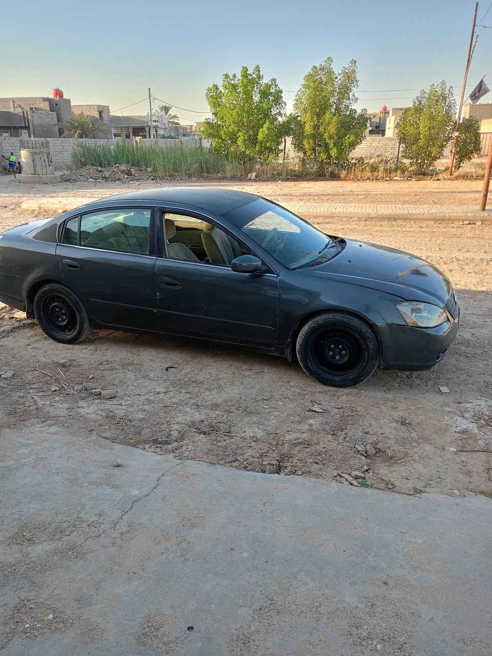 ***********ليتما نيسان 2006 سنويه صاقطه محرم 200 صبغ عام صدر جاهز تبريد بس غاز بيه شغلات بصيطه غرامه عليه 570 عليه سعر50 ولغرامه عليه@
