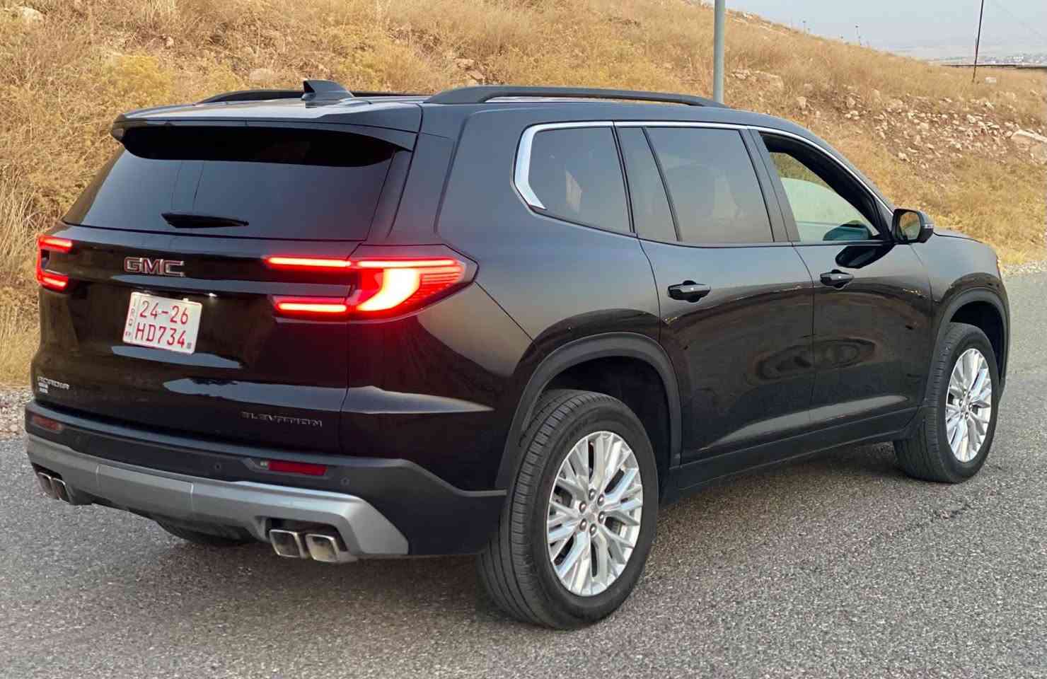 جمسي Acadia Elevation 2024
فول مواصفات ماعدا بانوراما
الموديل 2024
الفئة Elevation
المحرك 2.5L Turbo
القوة 328 حصان
ماشيه 37 ألف مايل
القير أوتوماتيك 8 سرعات
المقاعد 7 ركاب
الجنوط 20 إنش
شاشة كبيرة 15 إنش

🟪 السٕعـر : اكتب رقم (1) يوصلك مباشر 📩

Apple CarPlay وAndroid Auto
كاميرات HD Surround Vision
Head-Up Display HUD
تشغيل عن بعد
مقاعد أمامية مدفأة
دركسون مدفأ
أنظمة أمان ومساعدة للسائق
Blind Spot Monitoring
Forward Collision Alert
Automatic Emergency Braking
الضرر بدون صبغ وبدون دواخل
السيارة جديدة بمعنى الكلمة وما ناقصلها برغي
سيارة عائلية واسعة وقوية ومريحة وبمواصفات عالية
الموقع أربيل عنكاوة

للاستفسار 
*********** واتساب
*********** اتصال عادي

