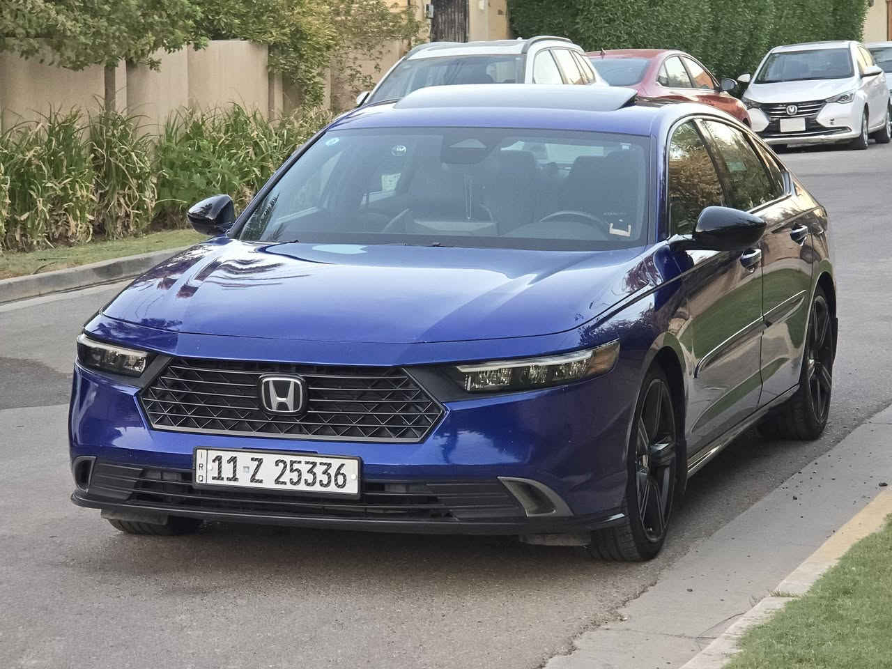 هوندا اكورد سبورت L موديل 2023 هايبرد 
 
السيارة ماشيه 48 الف ميل

فول مواصفات 
• مكينة 2000 هايبرد تنفس طبيعي
• كير اوتوماتيك 
• شاشة كبيرة
•فتحه سلايد
• كشنات جلد تدفئه
• كاميرا خلفية 3 انظمة
• كرسي كهرباء جلد  لون اسود  
• رادار امامي
• مانع تصادم
• محدد مسار 
• تصحيح مسار
• شفتات بالستيرن
• مثبت سرعة
• مانع انزلاق
• دخول ذكي 
• إنارة ترحيبية
• هندبريك كهرباء
• عداد ديجيتال
•لايت عدسات زينون
• نظام اوتو لايت Auto
• لايت العالي زنون 
اوتو هولد للبريك
• حساسات مطر 
• حساسات امامي خلفي 
• حساسات ضغط هواء الإطارات
• أوامر صوتية
• 4 أنظمة قيادة (eco,individual , sport,normal )

السياره وارد امريكي بدون صبغ فقط الدعاميه  وصور الحادث مرفقه 

السعر 182 قابل للتفاوض 

مكان السيارة بغداد حي الاطباء بلجهاد قرب خدمي شارع المطار للتواصل 
***********
