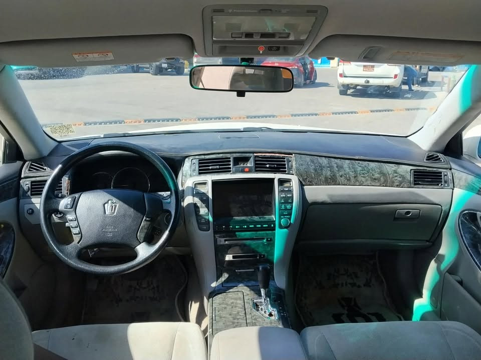 شاهینە
مۆدێل(٢٠٠٧)
سەیارەکە موسەو کۆدو بارکۆدو ڕەقەمیشی بۆ وەر گیراوە
بۆیاخیش بەس شوێن موسەکانی بۆیاخە
بە شەرتی گێڕو مەکینەو تەقەو ڕەقە
نرخ(٥٢)گەڵاو مەعامەلە 
بۆ زانیاری زیاتر  پەیوەندی بکە بە(***********)
