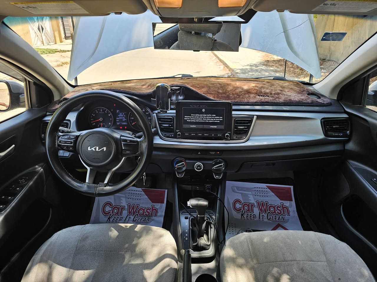 بسم الله 
للبيع فقط
KIA ريو LX  2023
وارد أمريكي ( معوقين ) وكاله مضمون ثاني يوم رقم بغداد وكالة بأسمي
السيارة خير من الله نظيفة ومناقصها شي وكلشي شغال
محرك 1600 ماشية 63 سلفر
سويج مسويلها بصمة وتخم تاير جديد ودوشمه كامل وشادله بلوجكتر بدعامية وعدي جناح ولحايا ضامهن مشادهن.
حادثة جاملخ ومبدل نفس اللون و بابتين امريكي ومصبوغات والقمارة بدايتها تصليح مضبوط السيارة كلشي ذاكرة .
السعر 98 وبيها مجال تجي تفحص براحتك وأخذ سونار اقتعنت بالعافية عليك مقتنعت ان شاءالله تاخذ اغاتها وربي يرزق الجميع. غير متواجد على الفيس للاستفسار والشراي يتصل ويدلل 
مكانه بغداد الغزالية
***********
