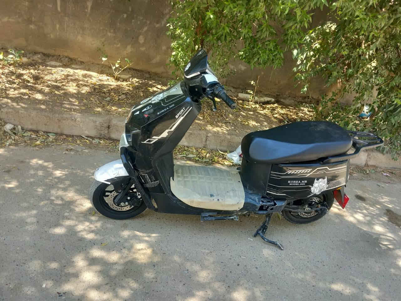 دراجه شحن كاملة اي نقص مابيها بطاريات اكبار سعر ٣٥٠ وبيها مجال قليل بعقوبة مجسر مفرك هاتف ***********
