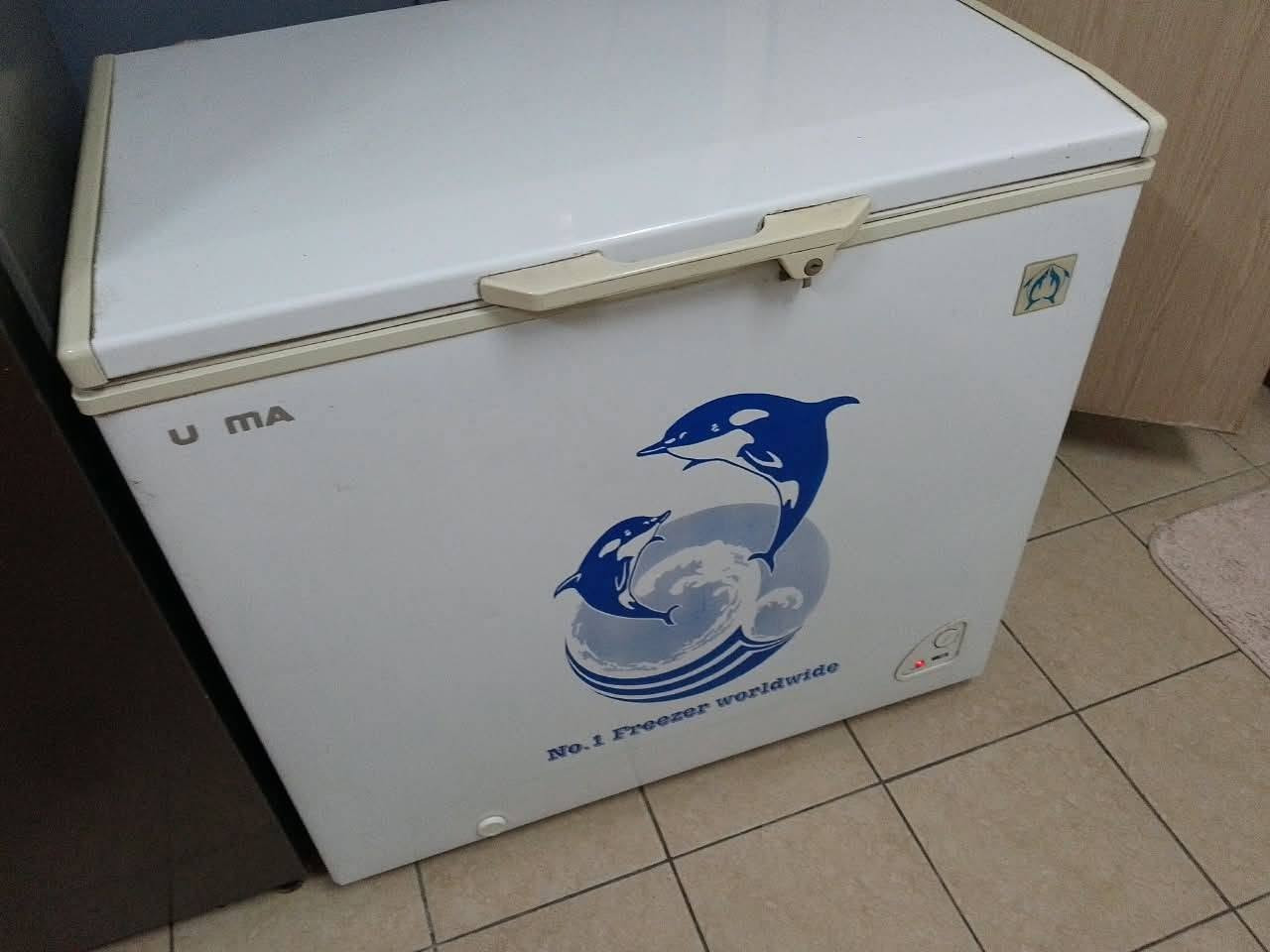 اغراض للبيع الي يريد يدخل خاص
