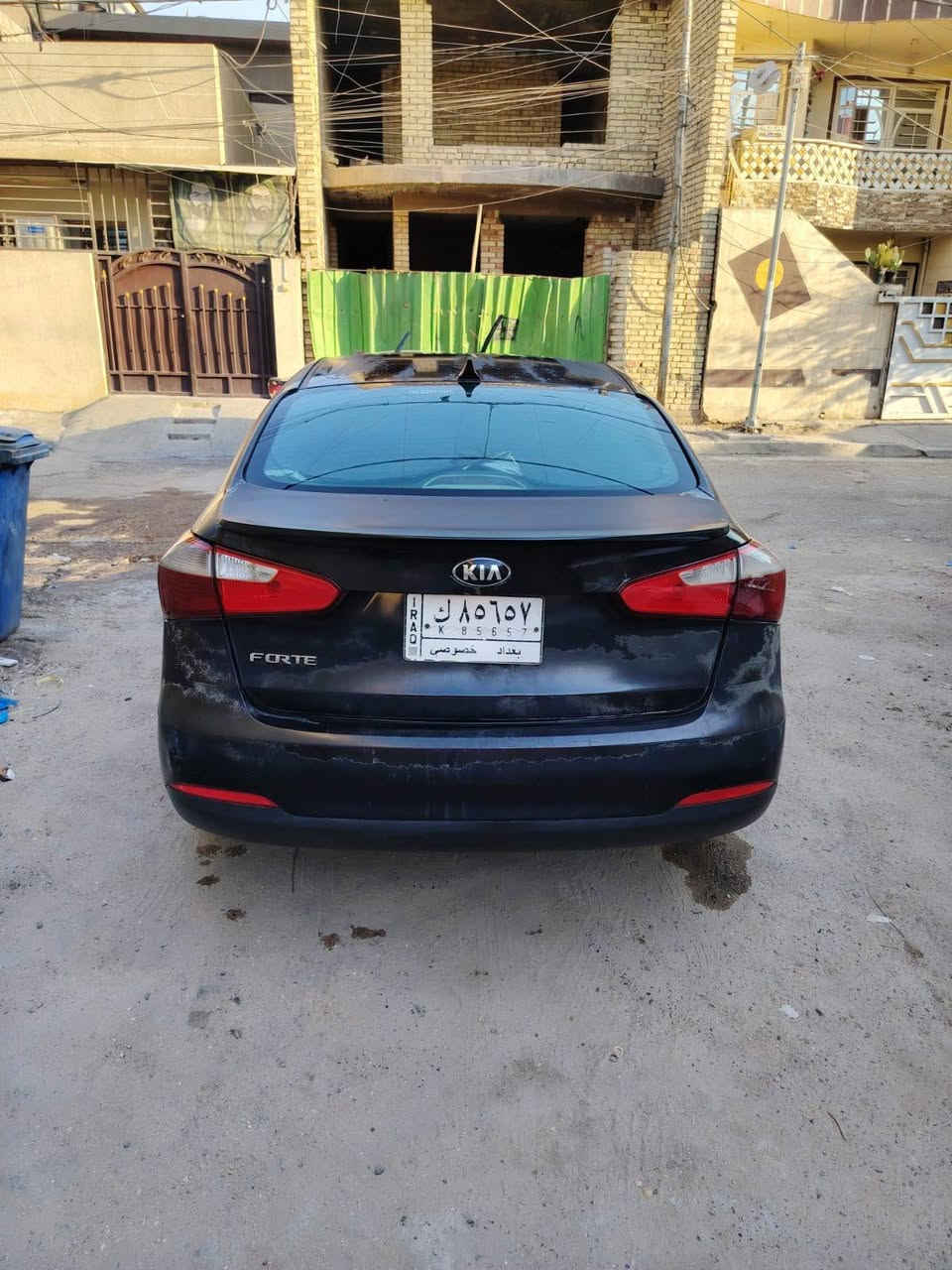 فورتي 2016 وارد امريكي حادثها باب السياره جارده يراد لها صبغ  ***********
بغداد ابودشير/ السعر 90 وبيها مجال
