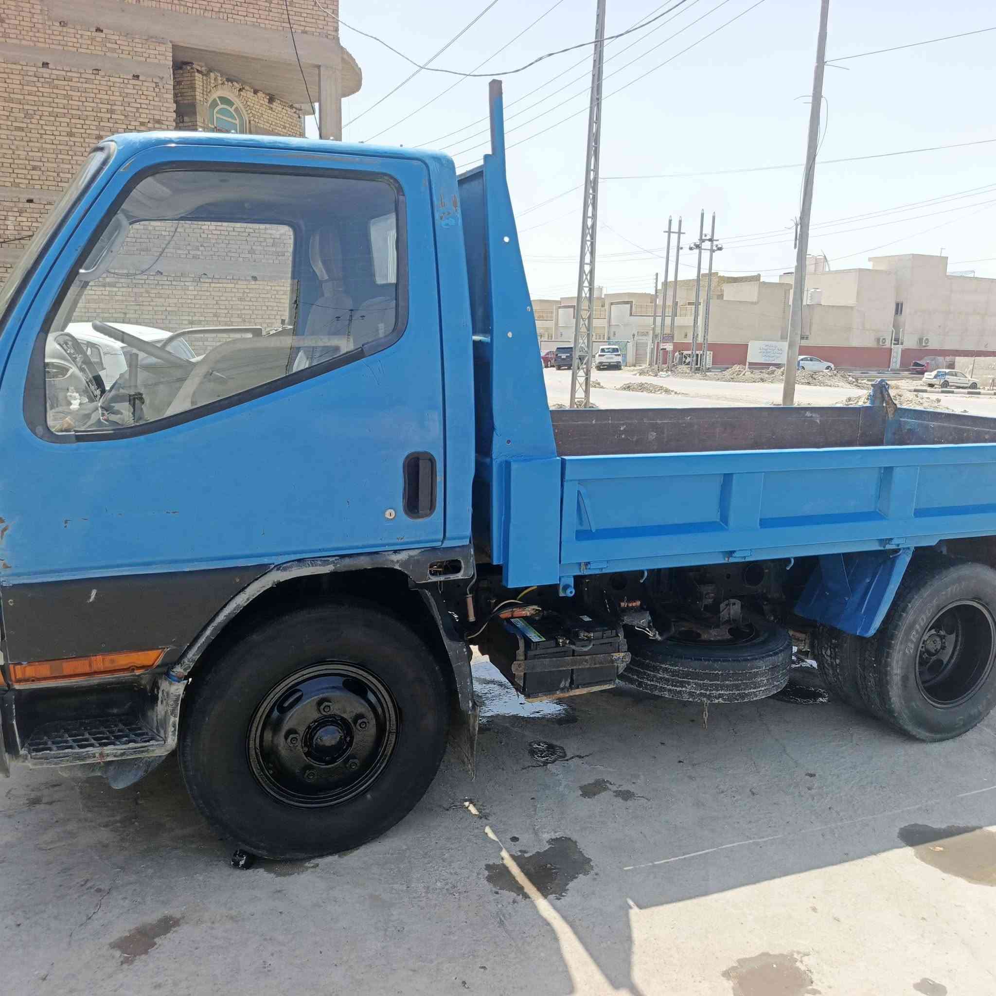 كنتر مستوبيشي موديل95 محرك 36سياره بلاديه مكفولة كفاله شاصي قماره بدي كير محرك خير من الله مكاني ناصريةرقمها ذي قار للستفسار على ارقم بيه واتساب ***********
