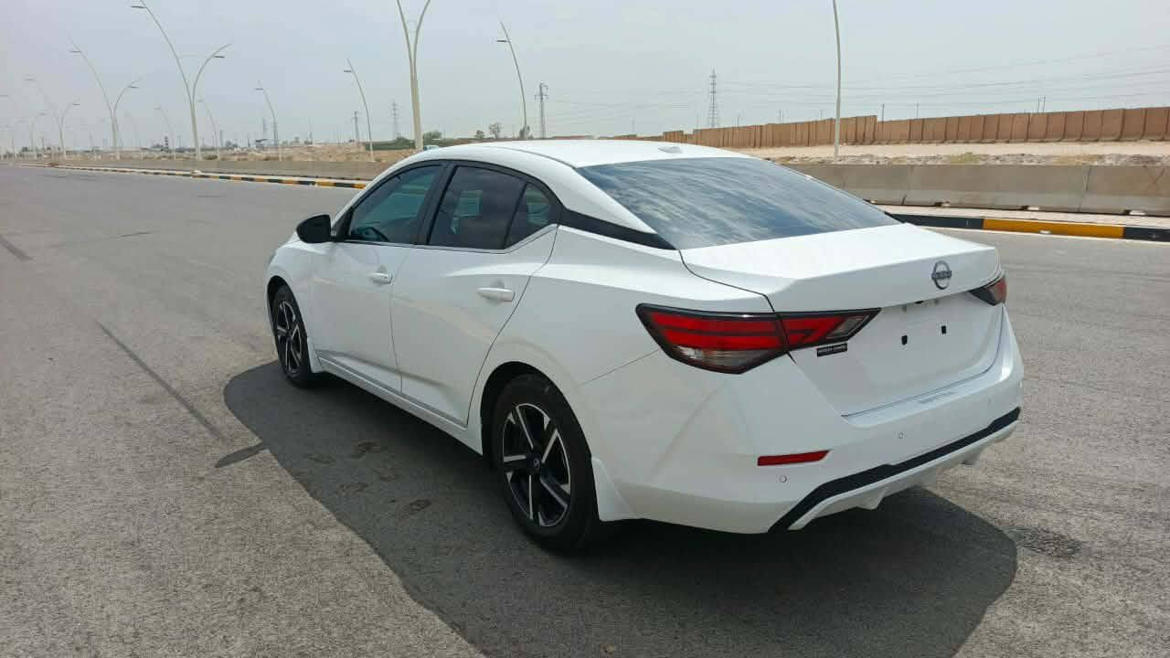 نيسان سنترا ٢٠٢٥ ماشيه ١٩ الف ما مرقم كير AT ضرر مبدل بنيد بلادي وبارد بالجاملغ  مواصل شواصي السعر ١٣٠ وبي مجال المكان سامراء
الاتصال ***********

نص مكتوب في الصور:
- 76439395