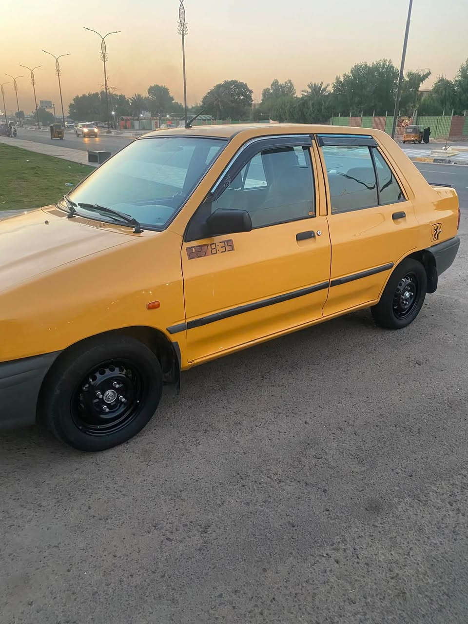 سايبه مديل 15 بسمي بيها جاملغ خلفي صبغ ولباقي مكفول مكينه تبخر تبريد شغال شواصي بلاديه لا فطر ولا لحيم سعرها 32 لاستفسار ***********
