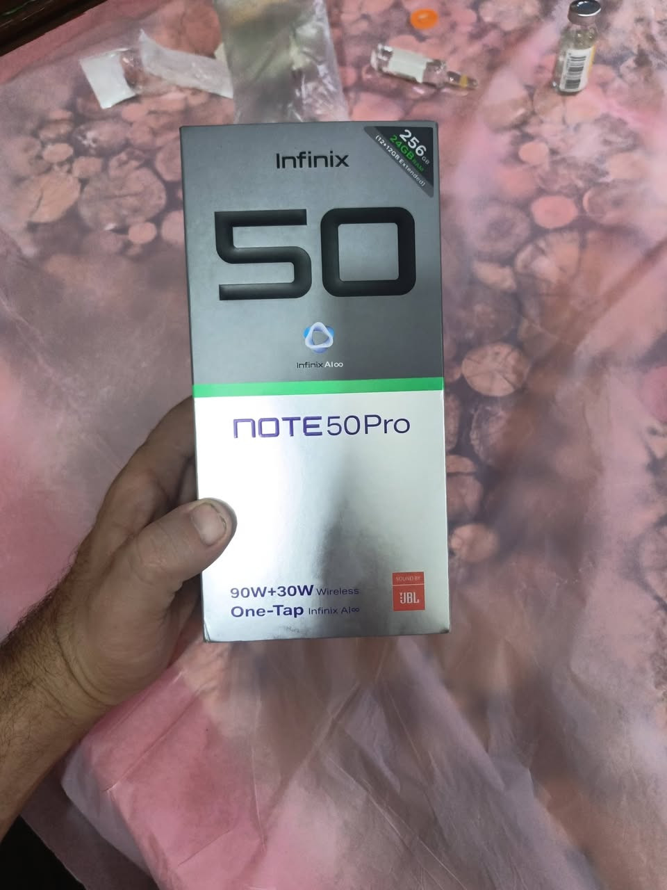 نوت 50 برو • أخو الجديد • مع ملحقات