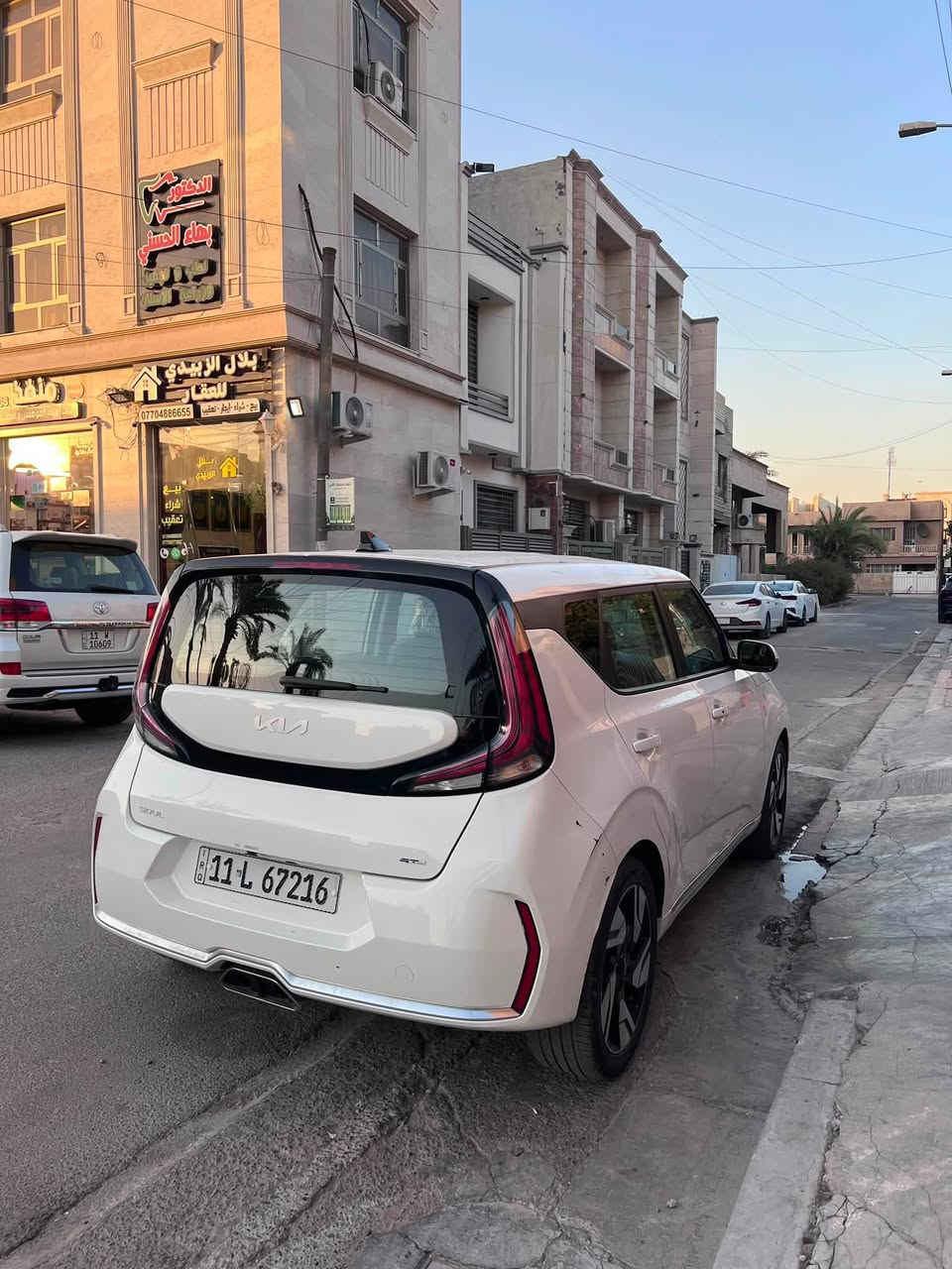 السلام عليكم
Kia Soul 2024 لبيع كيا سول
الموديل: 2024
اللون: أبيض لؤلؤي
المحرك: 2.0 لتر - 4 سلندر
القير: أوتوماتيك IVT
القوة: 147 حصان تقريباً
الدفع: أمامي
عدد المقاعد: 5
ويل كب حجم :18 إنج - حسب فئة GT-Line
شاشة ومواصفات تكنولوجية حديثة
كاميرا خلفية وحساسات حسب التجهيز
مثبت سرعة
أنظمة أمان ومساعدة للسائق
نشغيل وبصمة/فتحة سقف
حادث السيارة دعاميه امامية فقط
بدون ايرباك بدون دواخل
ممشة السياره (33) الف فقط
سياره بحالة الوكالة
مكاني بغداد زيونه
السعر(169)وبيها مجال

***********

