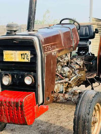 مركبة • بدون تفاصيل