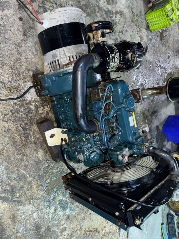 كابوتا 3 بستم طبك بلادي نظفة جدا كاملة بدون شاصي 
25 أمبير 
توليد إيطالي سنكل 
السعر 12 ورقة 
مكاني بغداد 
***********
