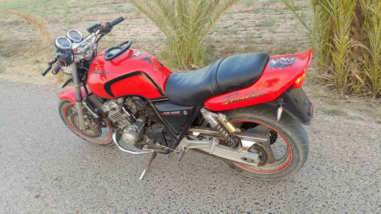 سلام عليكم سيبي فور للبيع جيل اول  2002 اوراق كامله وشغاله من كلشي بوجهك للشارع مكانها بغداد التاجي قريه عواد الحسين سعرها 1650 وبيها مجال لؤي محمد 
اتصال *********** 
واتساب ***********
